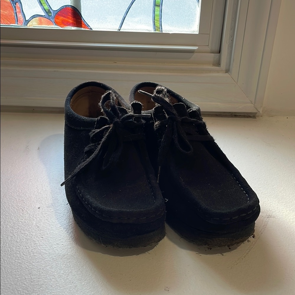 Classic Women’s Clarks short Wallabee